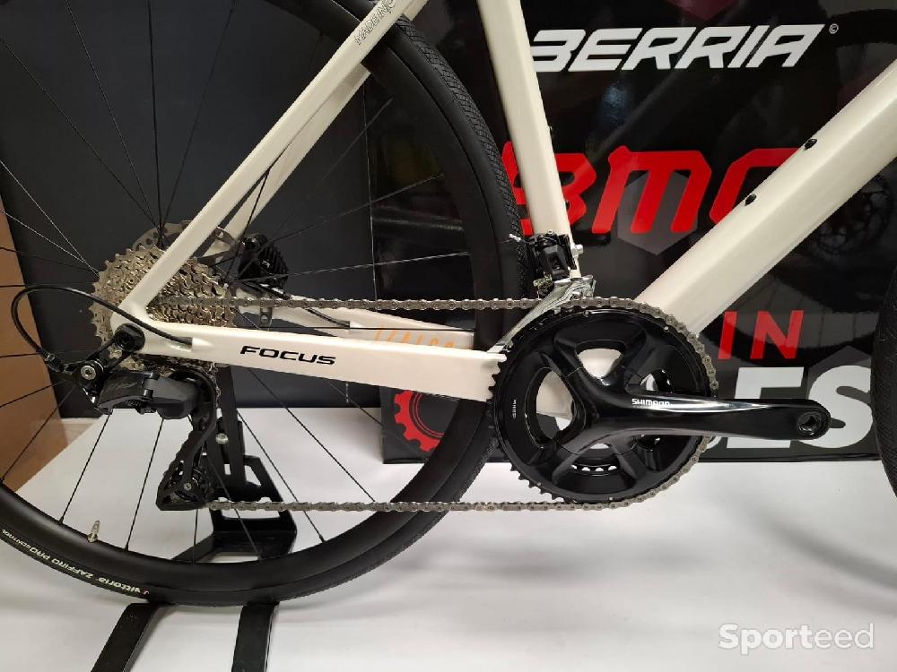Vélo route - NEUF FOCUS IZALCO MAX 8.7 Tailles S/M/L - photo 3