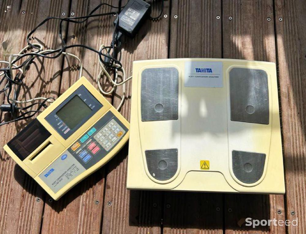 Accessoires électroniques - Balance impédancemètre Tanita TBF 300 (analyseur corporel) - photo 1