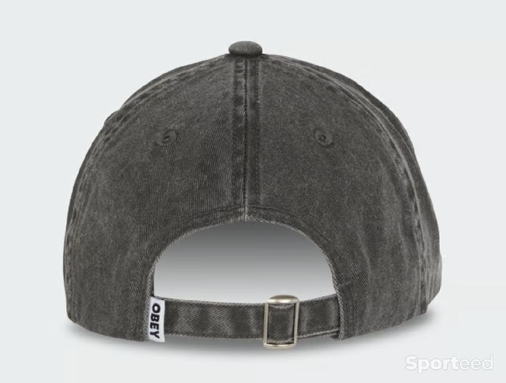 Sportswear - Casquette signée OBEY - photo 2