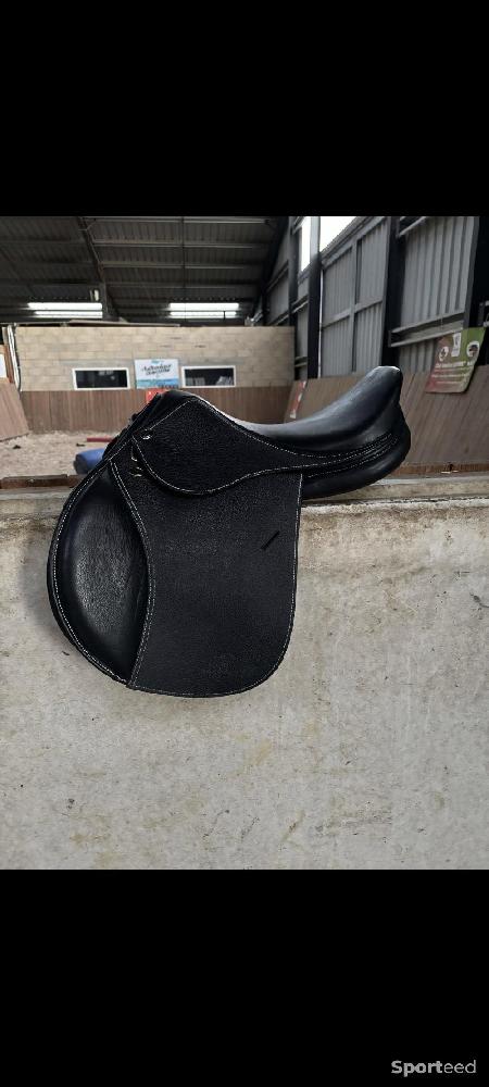 Equitation - Selle équitation Guy Cantin 15.5 - photo 2