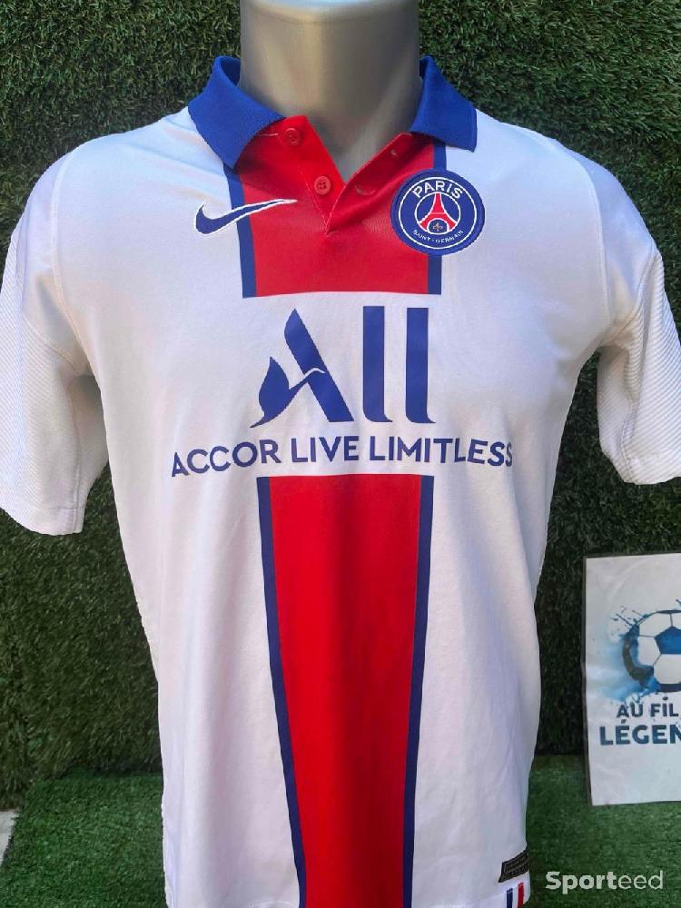 Football - Maillot Mbappé PSG  - photo 2