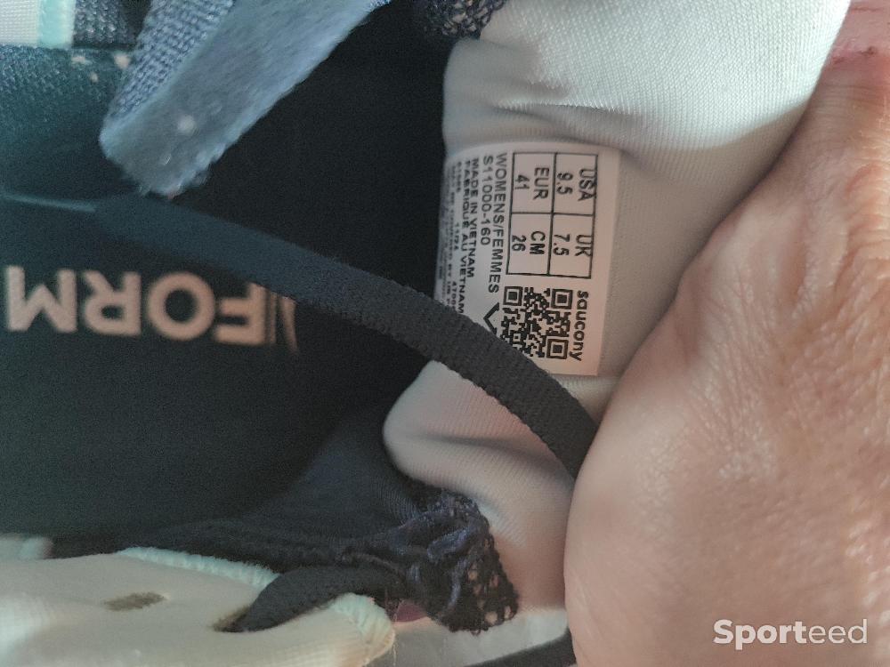 Course à pied route - Chaussures de running Saucony  - photo 3