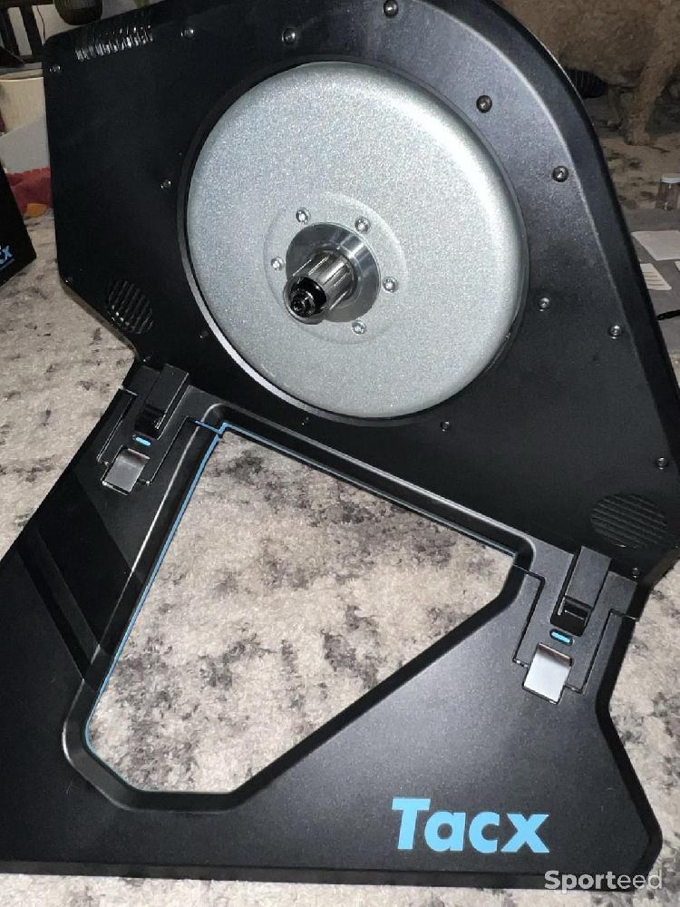 Vélo loisir / urbain - Garmin Tacx NEO 2T Entraîneur d'intérieur - photo 1