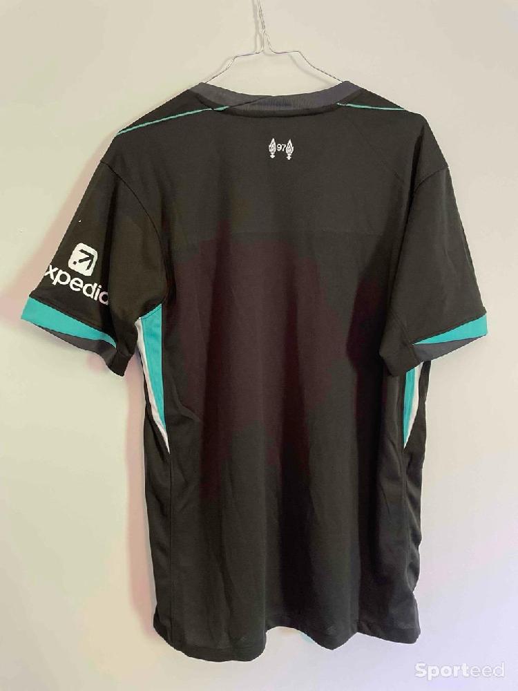Football - Maillot de Liverpool  - photo 2