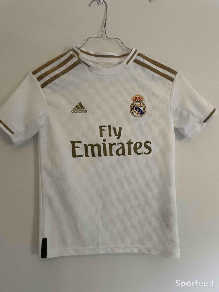 Football - Maillot réal Madrid  - photo 1