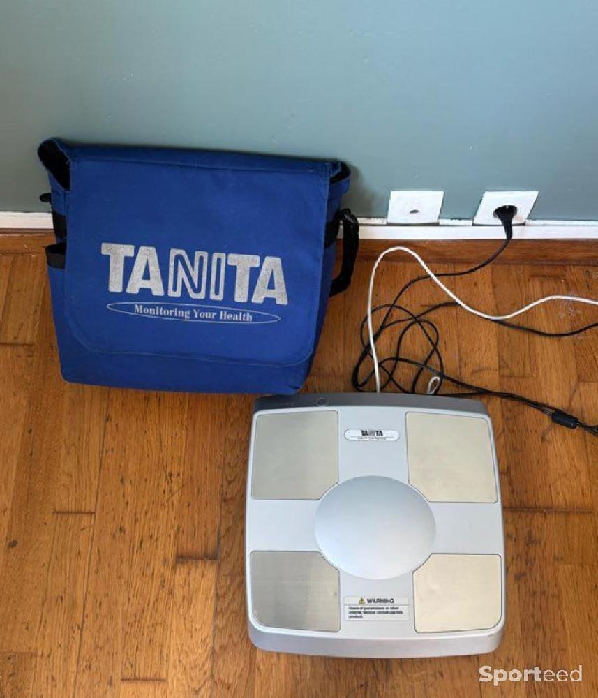 Accessoires électroniques - Balance impédancemètre Tanita SC 330 + housse  - photo 2