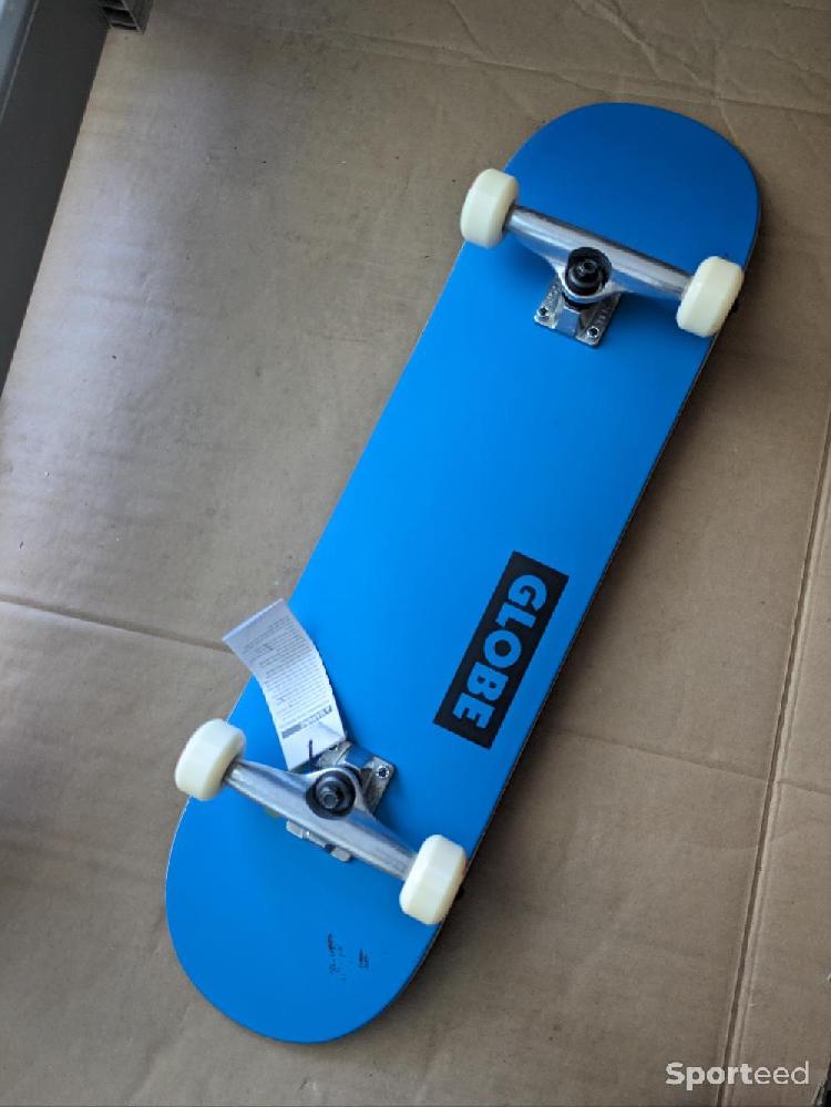 Skateboard / Longboard - 8.375' skateboard complet érable goodstock neon blue - photo 1