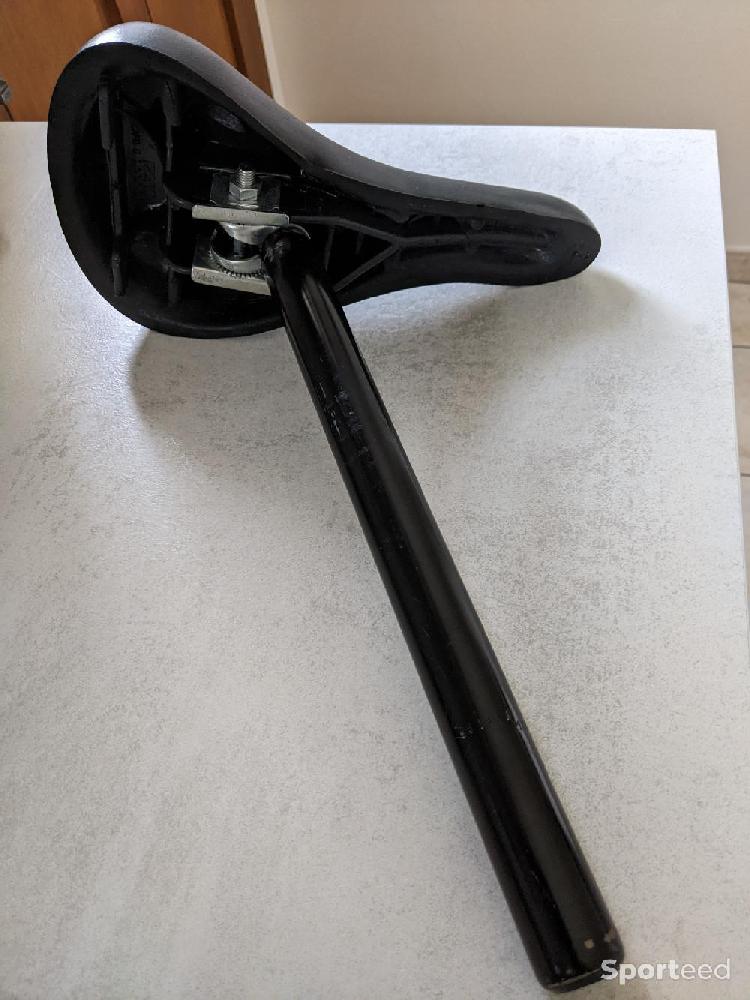 Vélo tout terrain - VTT - Selle de vélo  - photo 2