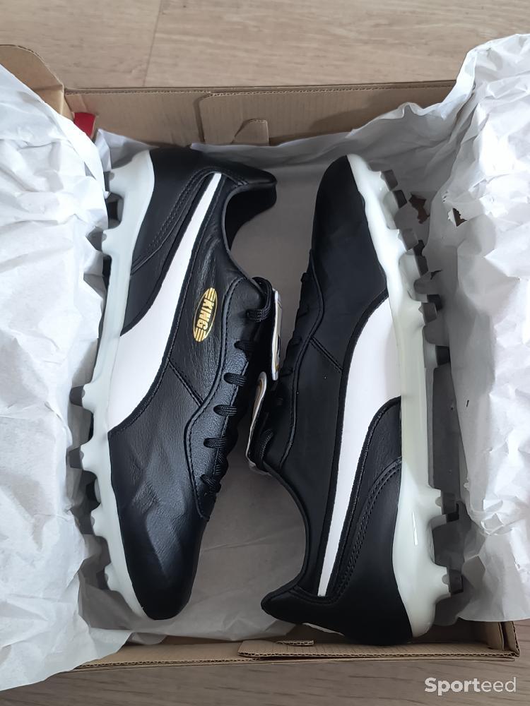Football - Chaussures crampons Puma king noir neuves taille 41  - photo 4
