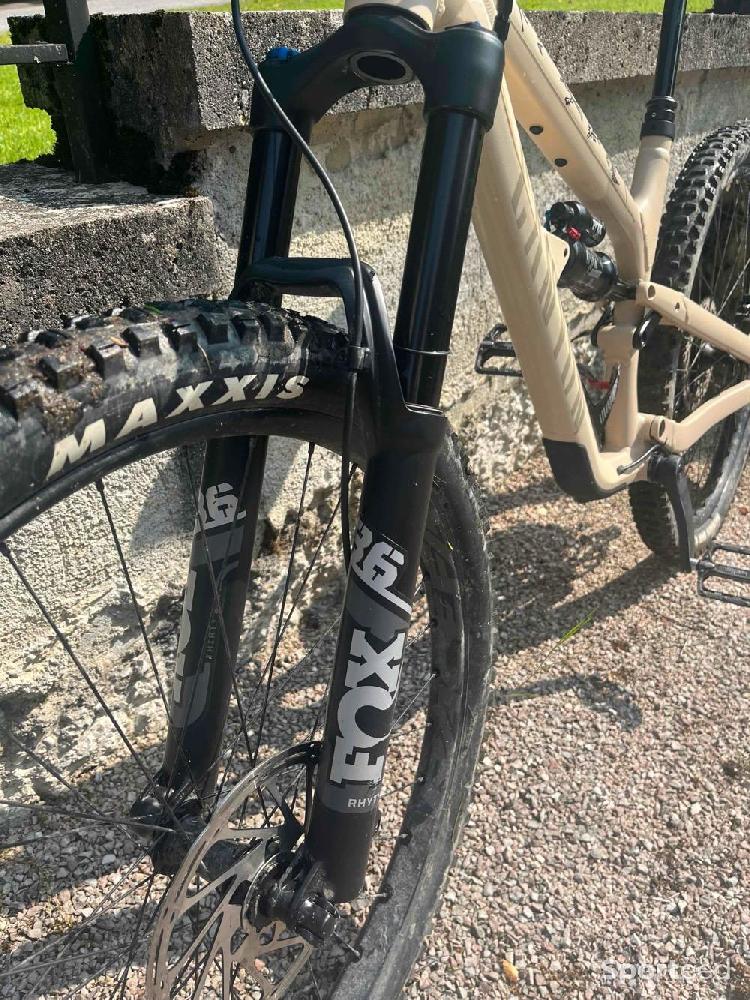 Vélo tout terrain - VTT - VTT enduro canyon spectral al 5  - photo 3