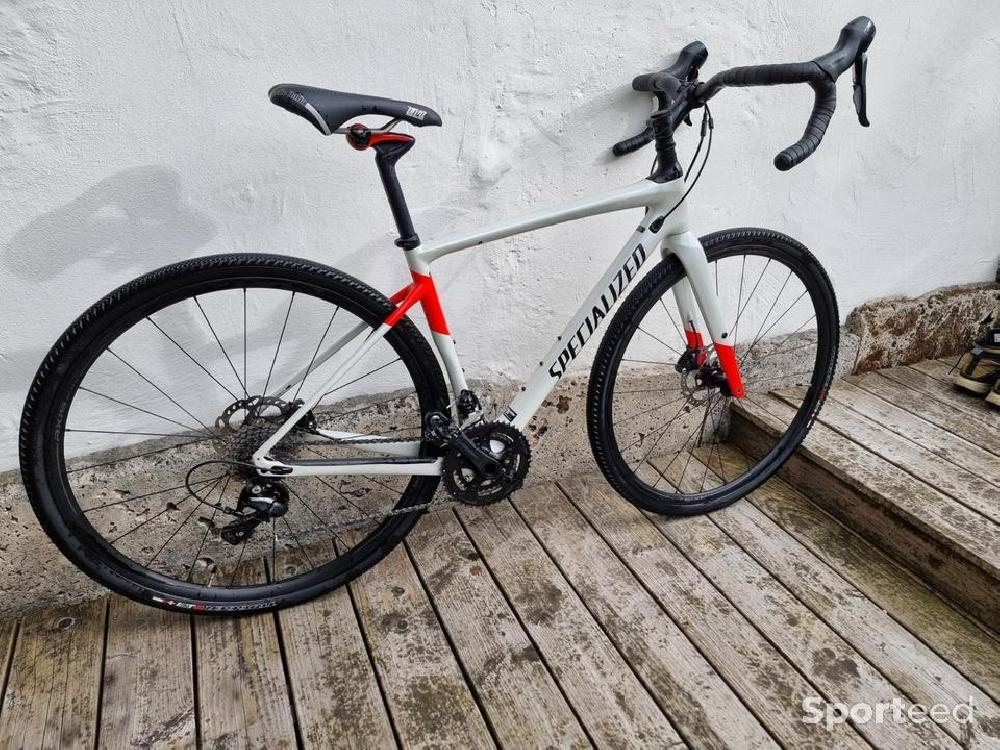 Vélo route - Specialized Diverge - photo 2