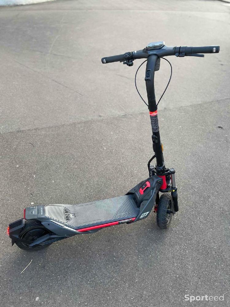 Trottinette - Trottinette électrique Segway ZT3 Pro - photo 4