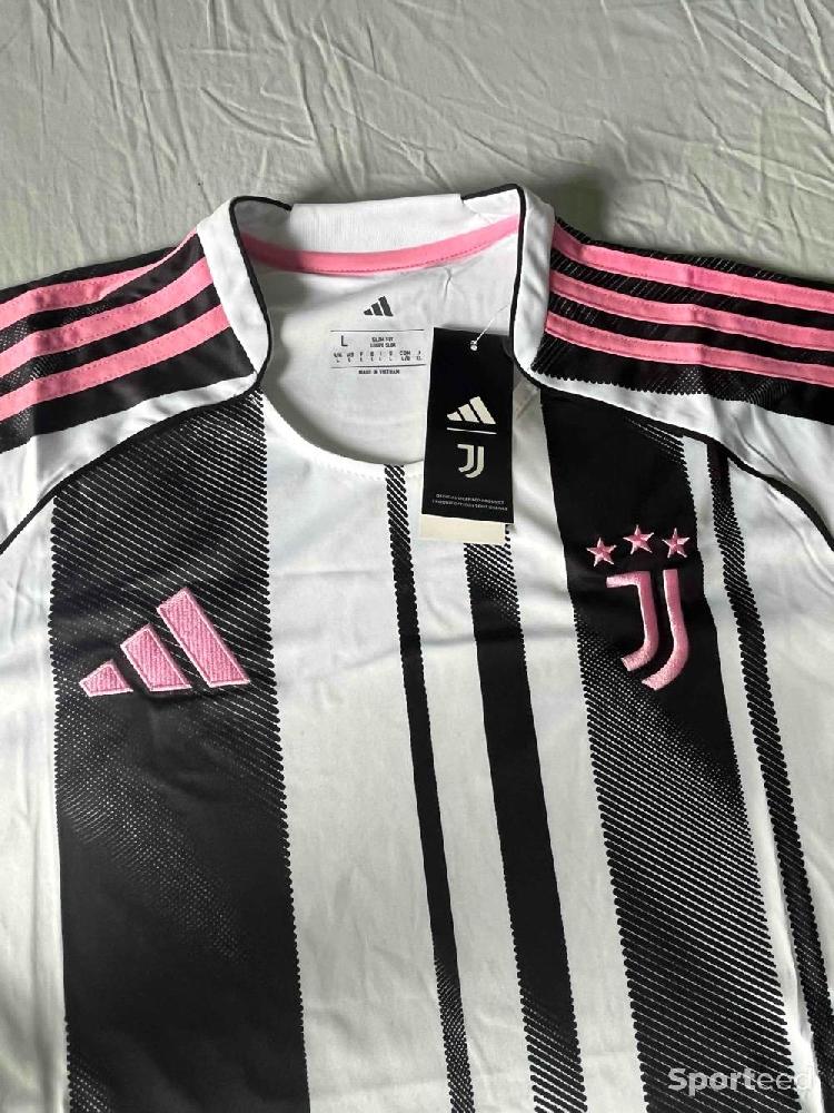 Football - Maillot de football - Juventus domicile 25/26 - Taille L - photo 2