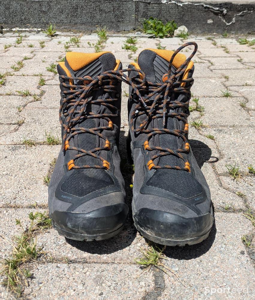 Randonnée / Trek - Chaussures de randonnée Mammut Sapuen High GTX – Taille 46 EU - photo 3
