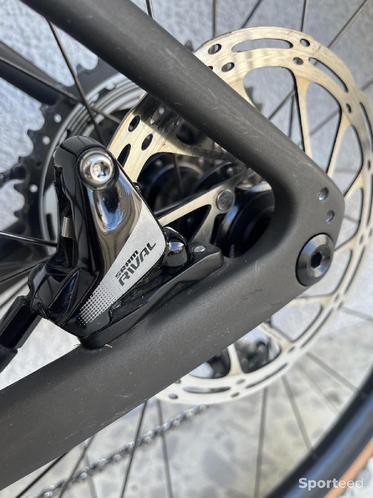 Vélo électrique - Vélo gravel Specialized Diverge Comp Carbone 2023 - photo 1