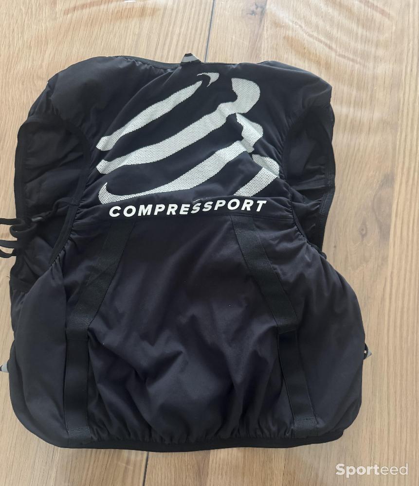 Fitness / Cardio training - sac hydratation compressport - photo 2
