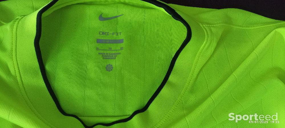 Football -  maillots arbitre XL ET SHORT - photo 4