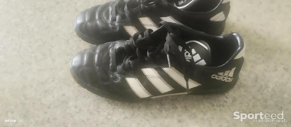 Football - Chaussures foot adidas taille 42 - photo 2