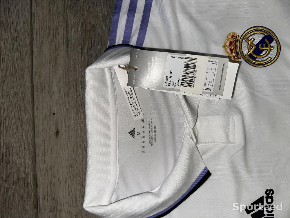 Football - Vends maillot Benzema taille M édition collector  - photo 3