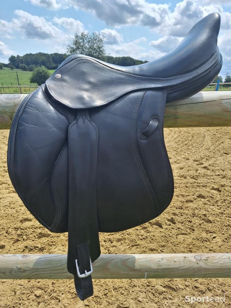 Equitation - Selle mixte 17.5 fleur de lys - photo 3