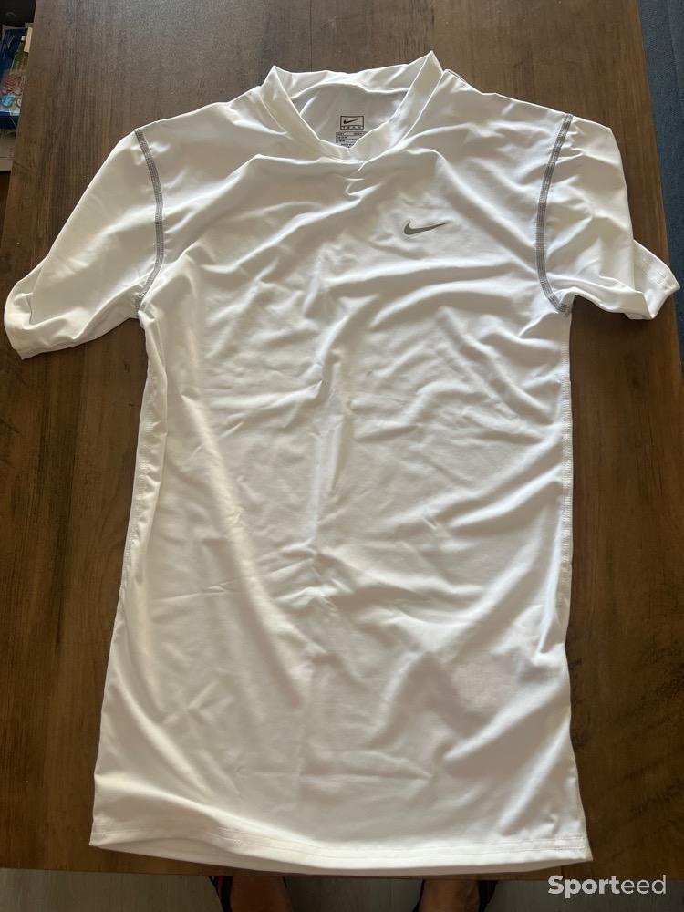 Handball - Tee shirt compression Nike pro - photo 1