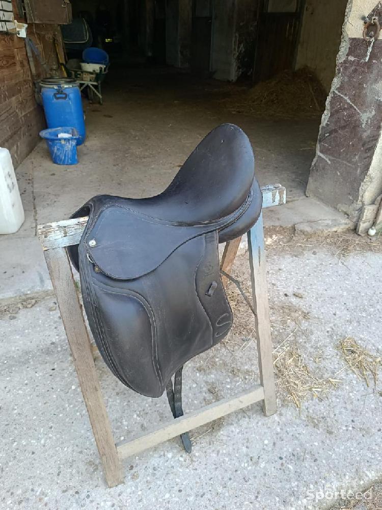 Equitation - Selle dressage forestier  - photo 1