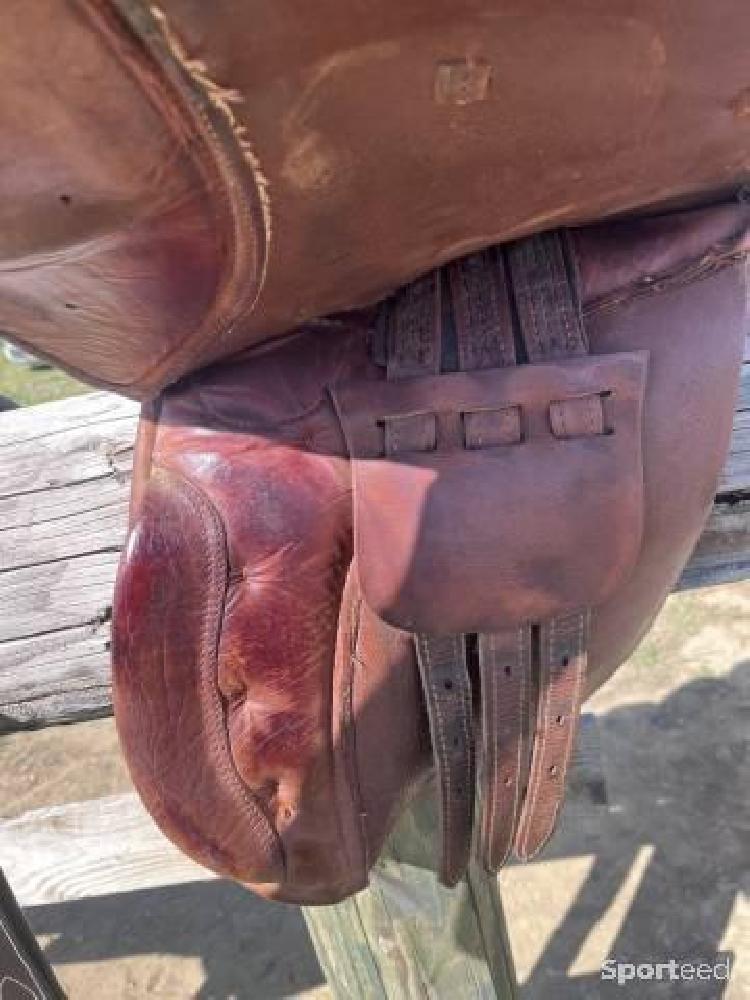 Equitation - Vends selle en cuir mixte 17.5p - photo 2