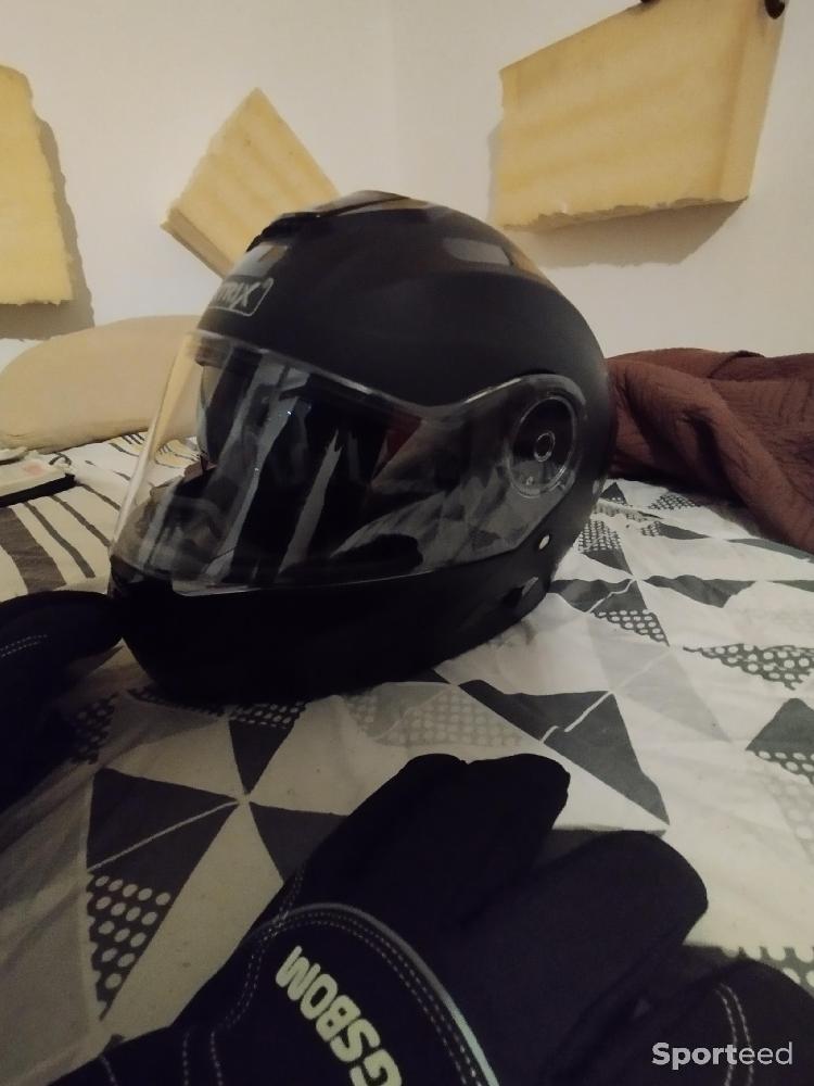 Moto route - Casque moto modulable Black homologué et gants noire - photo 2