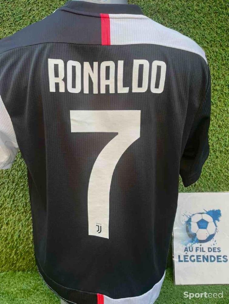 Football - Maillot Ronaldo Juventus Turin  - photo 1