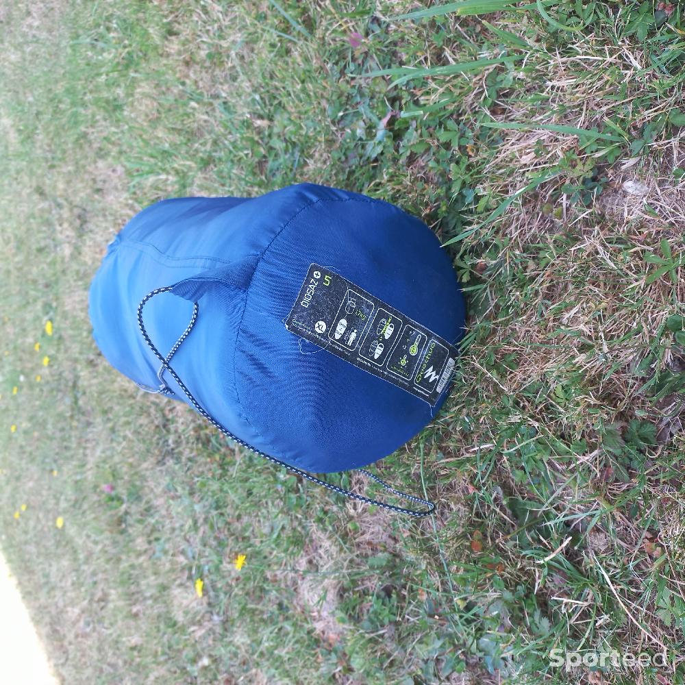 Camping - Sac de couchage diosaz + 5 quechua decathlon - photo 5