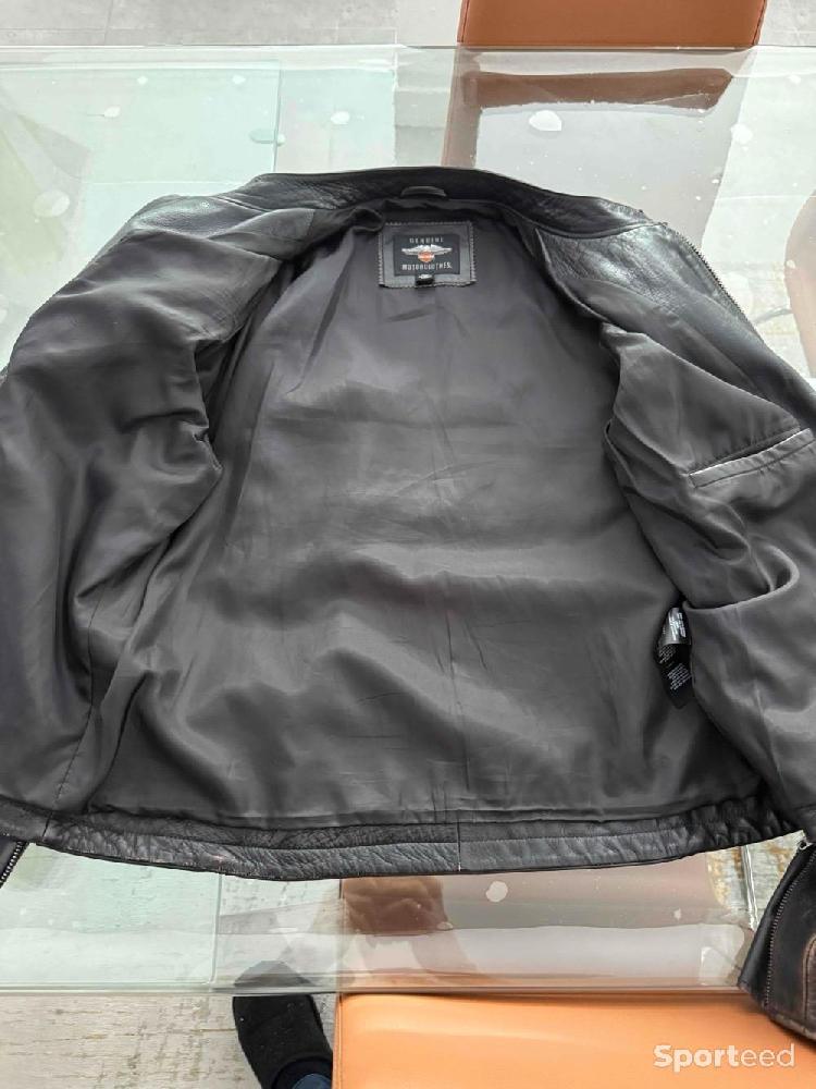 Moto route - Blouson cuir Harlay Davidson - photo 4