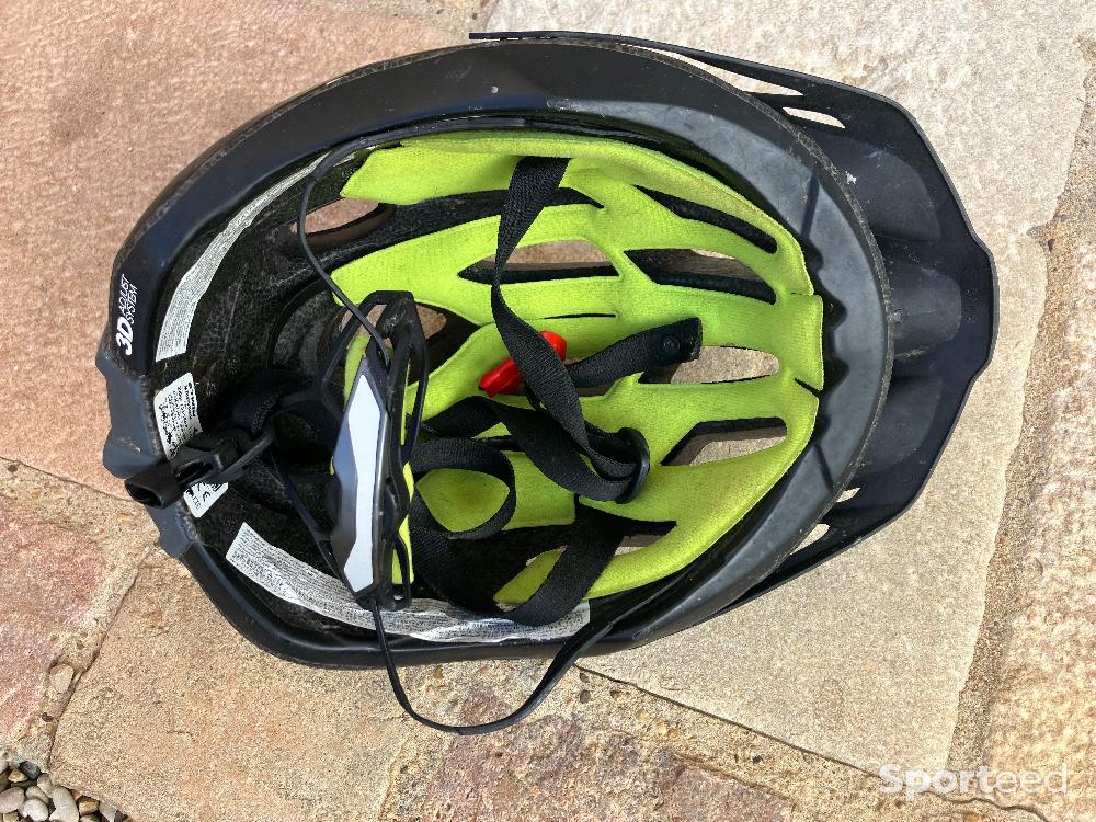 Vélo route - Casque vélo - photo 1