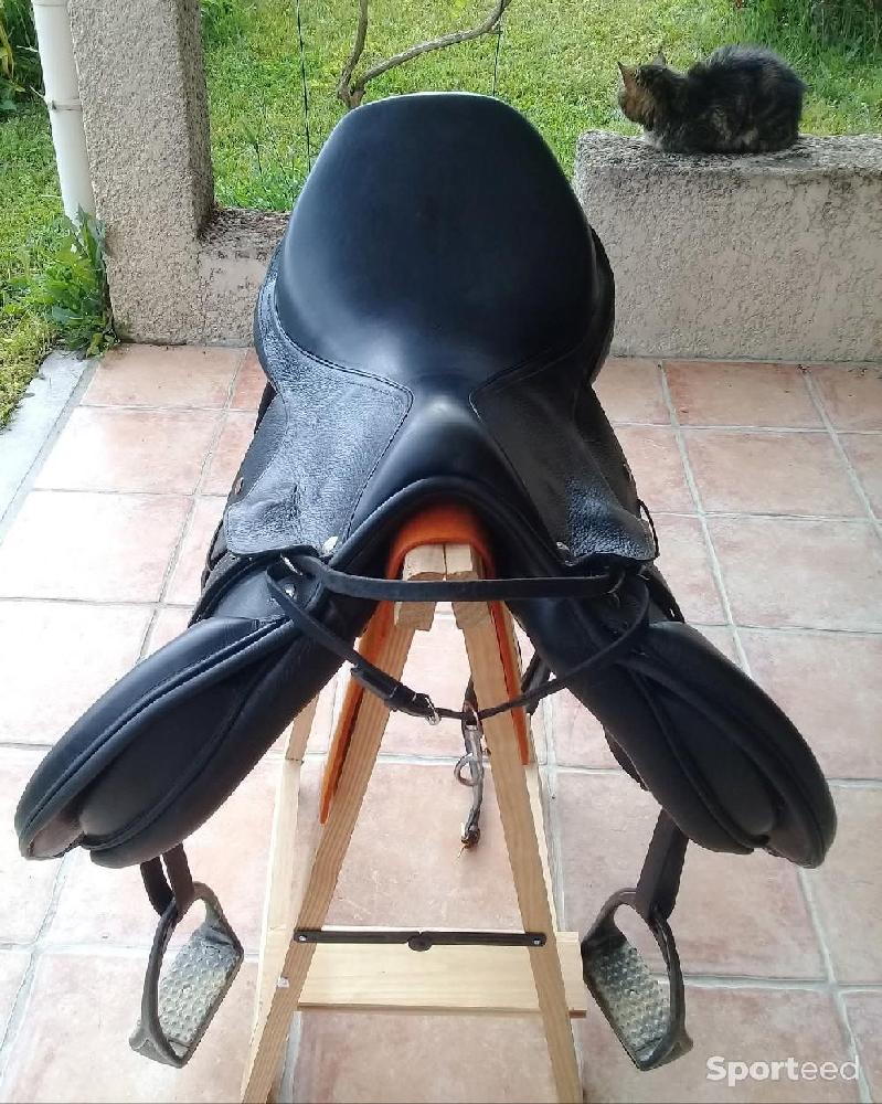 Equitation - Selle d'équitation Éric Mondange  - photo 1