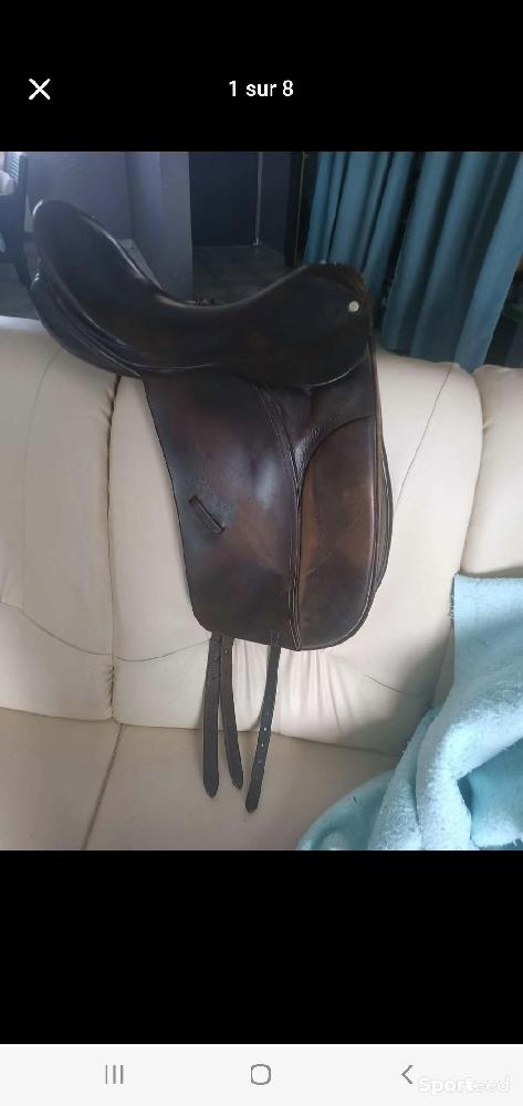 Equitation - Selle de dressage 17 pouce  - photo 2