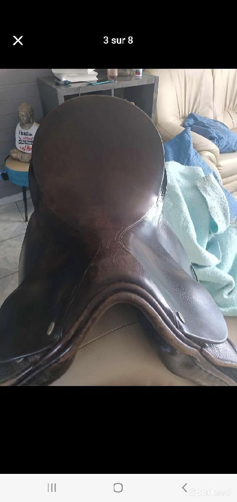 Equitation - Selle de dressage 17 pouce  - photo 5