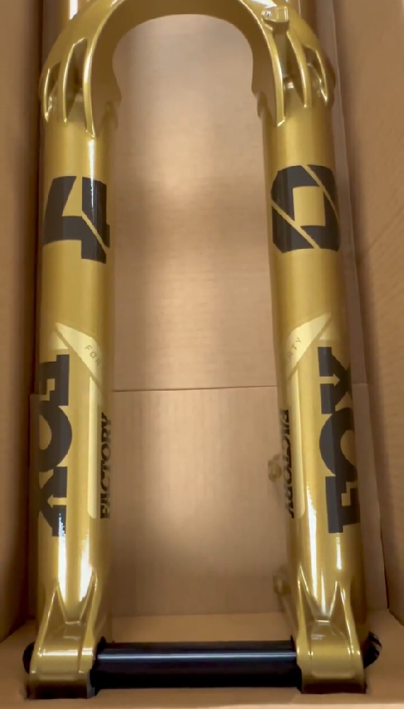 Vélo électrique - Fox 40 float Factory GripX2 Podium gold  - photo 4