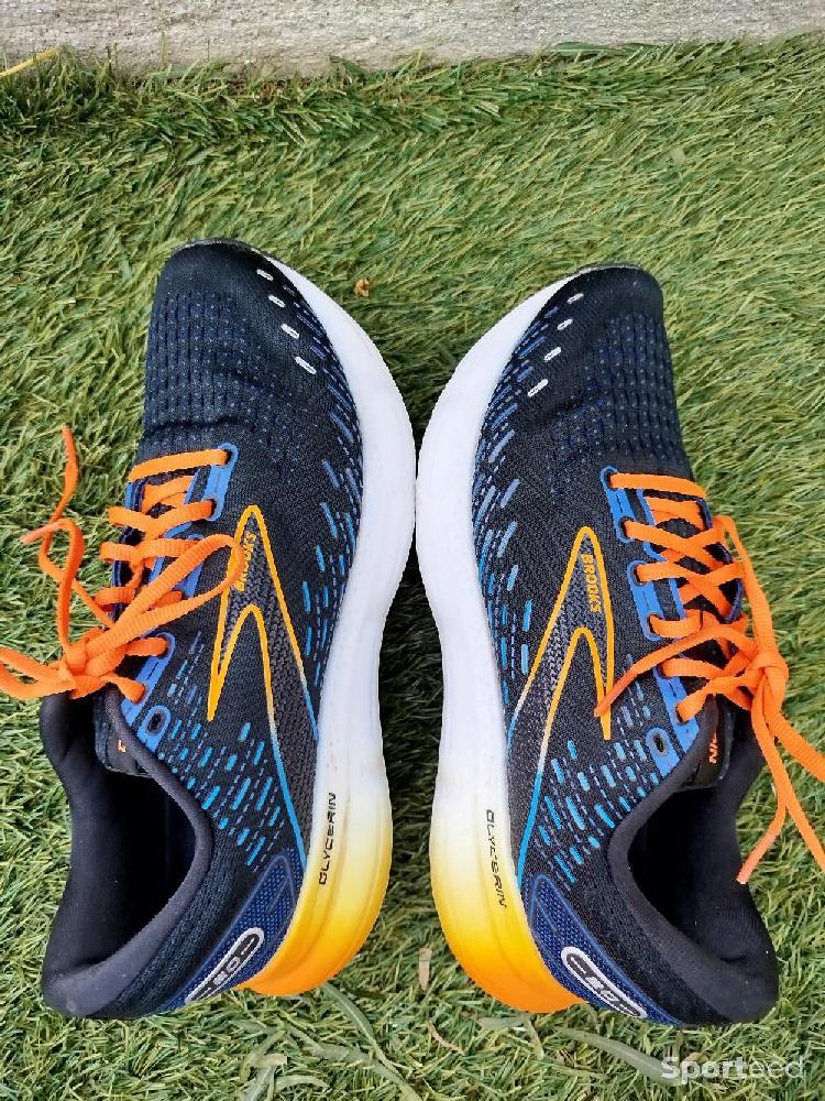 Course à pied route - Brooks glycerin 20 pointure 44.5 300kms - photo 4