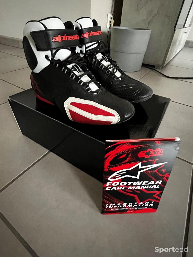 Moto route - 🏍️ Équipement moto complet – Très bon état – Casque, gants, blouson, chaussures 🏍️ - photo 5
