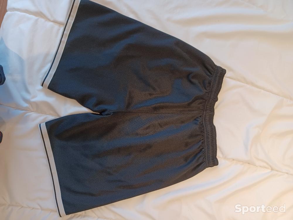 Basket-ball - Maillot basket Nike Brooklyn Nets Irving  - photo 2