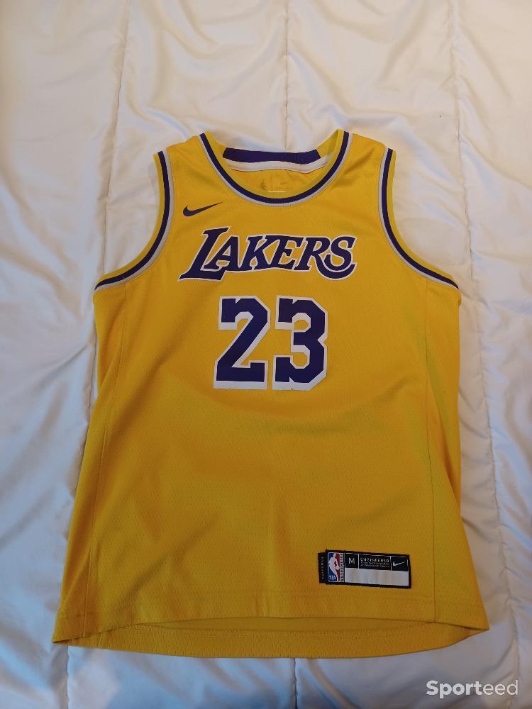 Basket-ball - Tenue de basket Lakers - photo 1