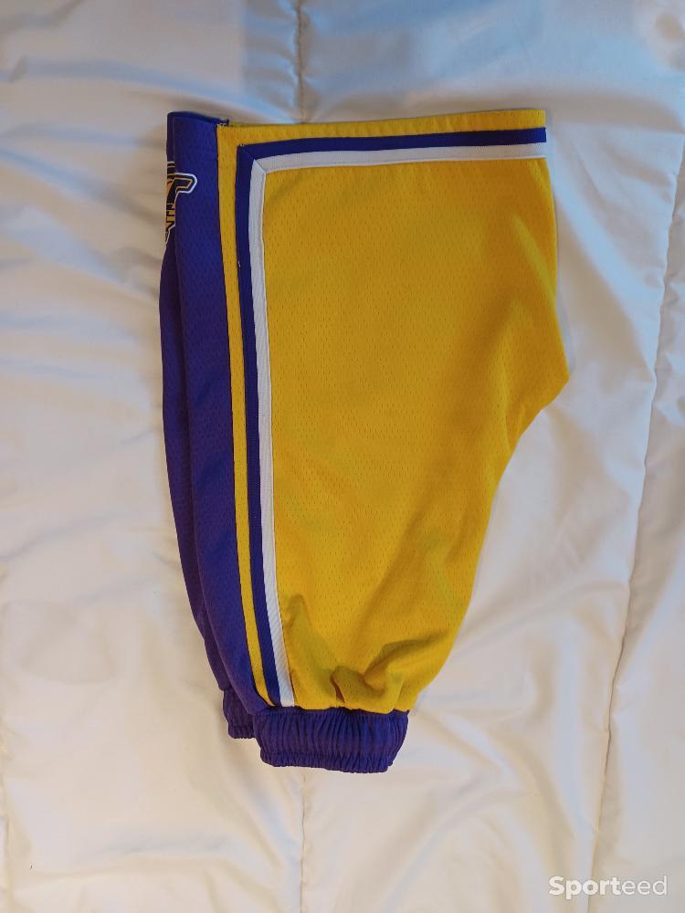 Basket-ball - Tenue de basket Lakers - photo 3