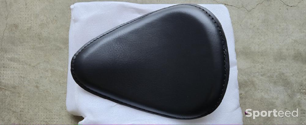 Moto route - Selle solo noire Harley Davidson Sportster Forty eight - photo 3