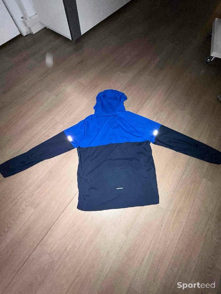Course à pied route - Veste running Nike PSG  - photo 3