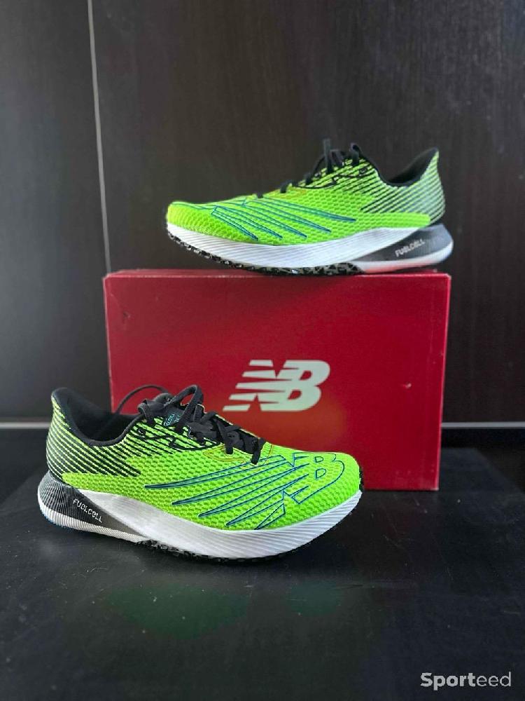 Course à pied route - New Balance NB FuelCell RC Elite- Plaque Carbone ( Taille 46 - US 12 - Running ) - photo 2