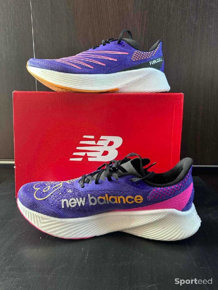 Course à pied route - New Balance NB FuelCell RC Elite 2- Plaque Carbone ( Taille 46 - US 12 - Running ) - photo 2