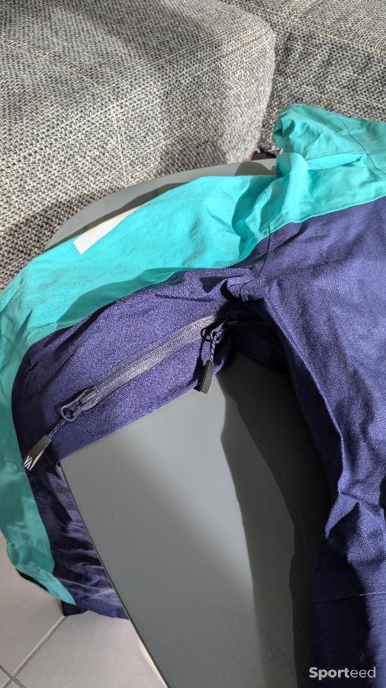 Randonnée / Trek - Veste imperméable femme vertical  - photo 4