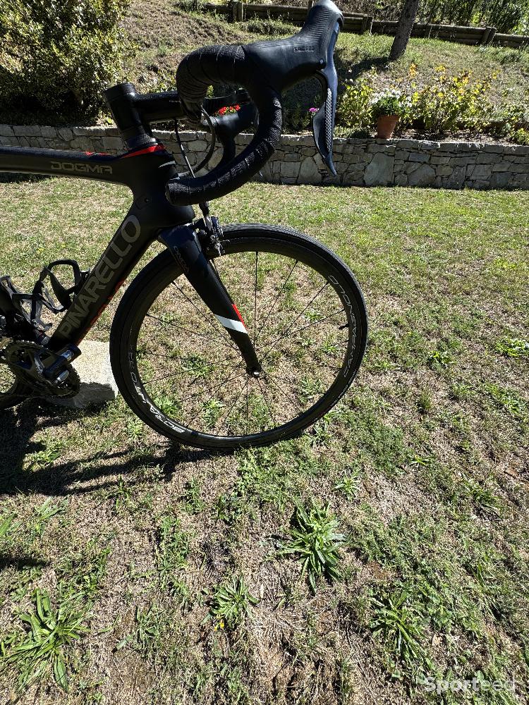 Vélo route - 🔥 Pinarello Dogma F8 – Excellent état (février 2017) - photo 4