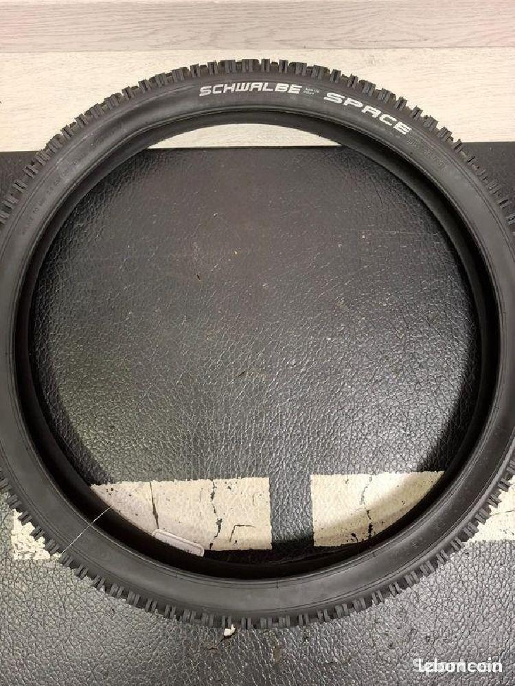 Vélo tout terrain - VTT - NEUF Pneu Schwalbe Space VTT 26' - photo 1