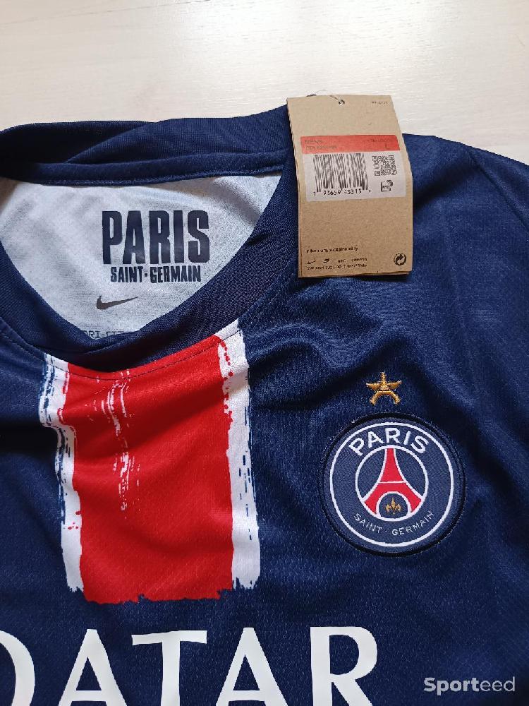 Football - Maillot PSG avec étoile  - photo 1