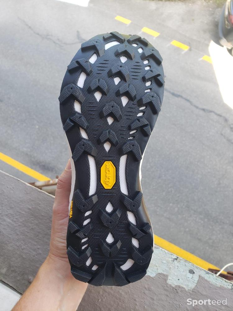 Course à pied trail - Chaussures de trail Merrel - Neuves - Taille 37 - photo 2
